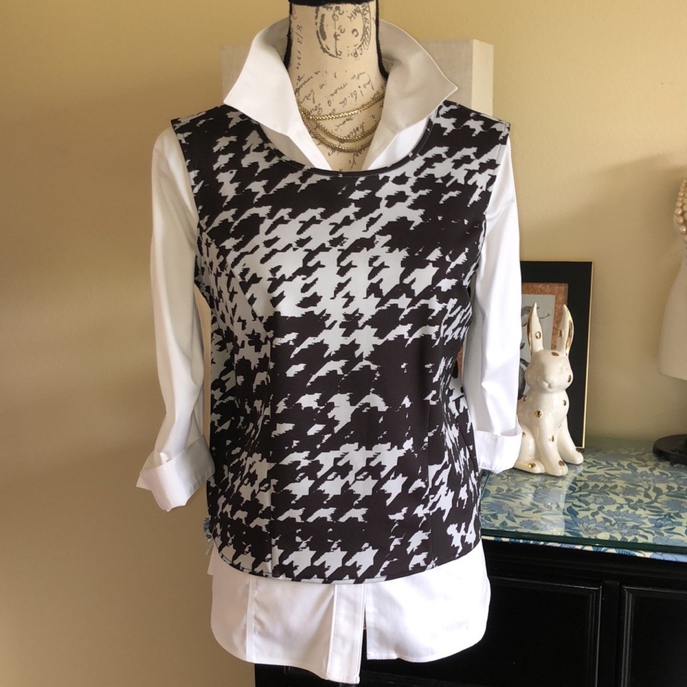 mark. Houndstooth Sleeveless Blouse